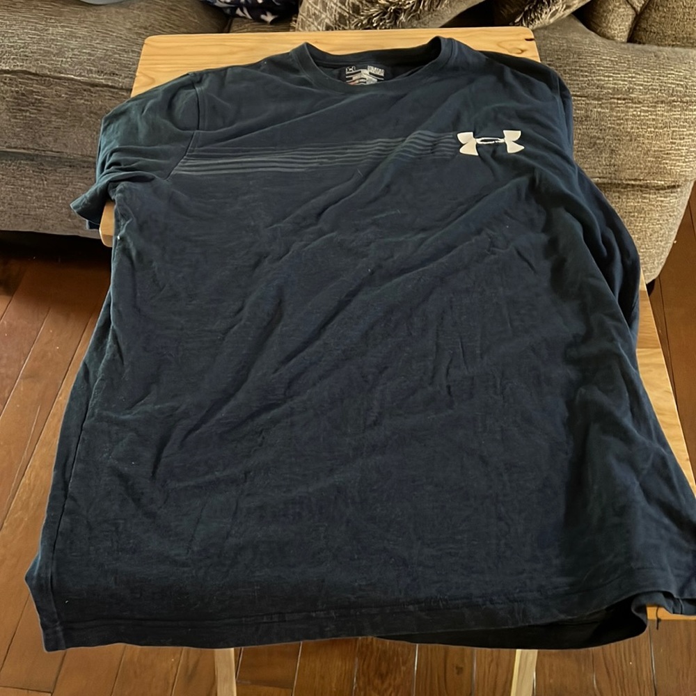 Under Armor T-shirt